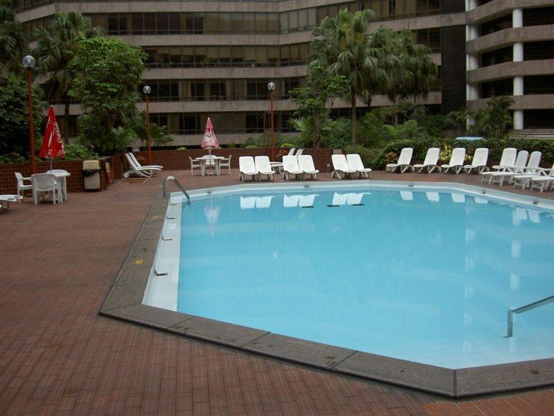Renaissance Kowloon Hotel 홍콩 외부 사진